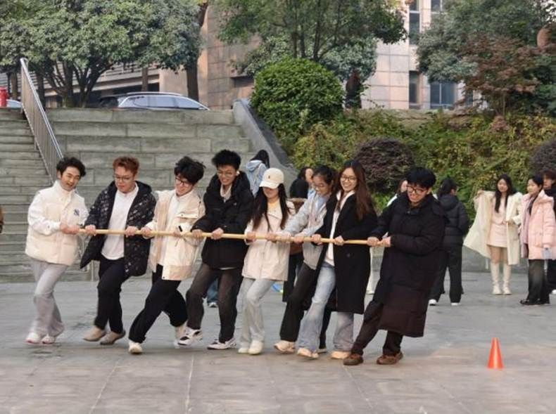 QQ图片20251204110652(26) QQ图片20251204110652(26)